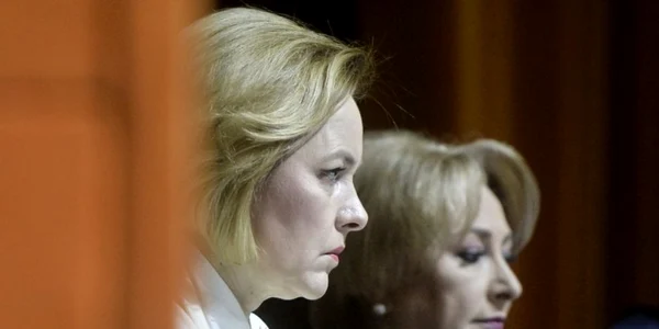 Carmen Dan şi Viorica Dăncilă FOTO Mediafax Andreea Alexandru