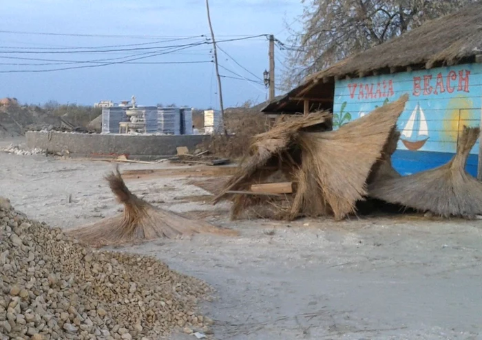 Faleză promenadă pietonală pe plaja dintre Năvodari şi Mamaia Foto Sînziana Ionescu