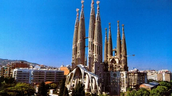 Sagrada Familia   Barcelona, o experienţă unică jpeg