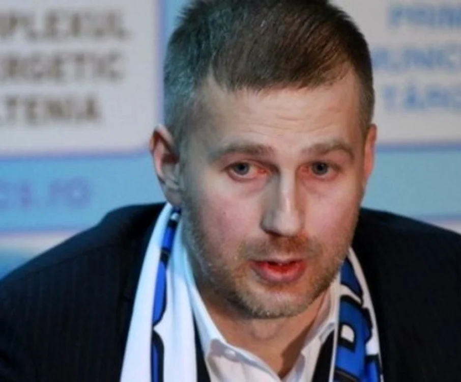 
    Edi Iordănescu  