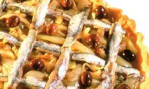 1366725344 7943tarta 20cu 20hamsii jpeg