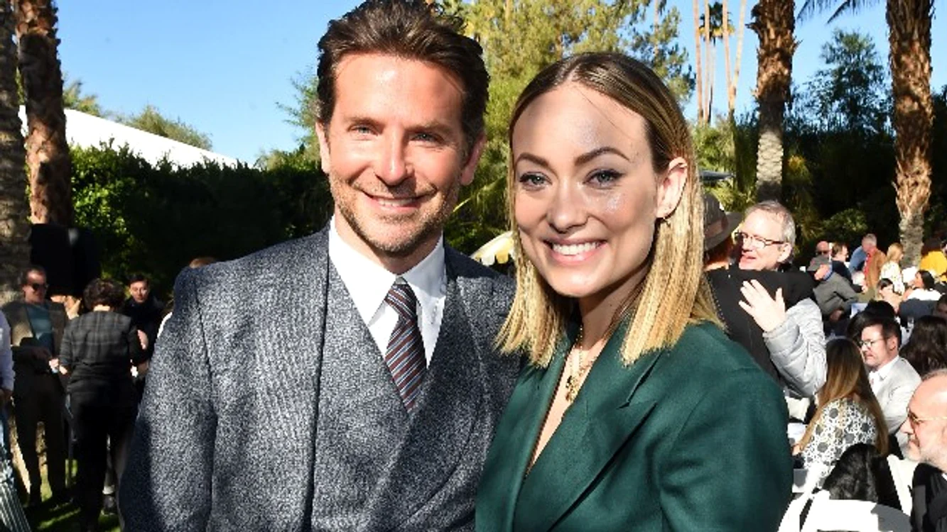Bradley Cooper alături de Oliva Wilde