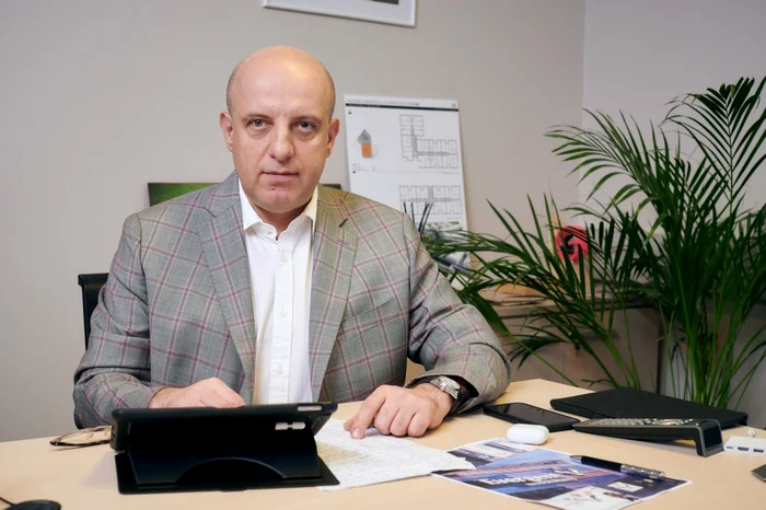 Claudiu Doroş, Preşedinte Director general al EVERGENT Investments.