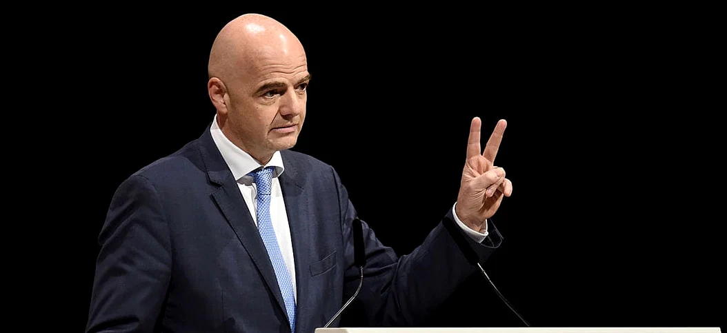 Infantino vrea să unească, nu să dezbine  FOTO Facebook