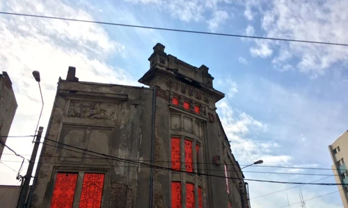 Rănile oraşului  Pisica Pătrată, viaţă unui fost cinematograf jpeg