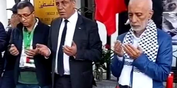 Momente de reculegere la Ambasada Palestinei (Imagini de arhiva)   Foto Facebook Solidaritate România Palestina (2) jpeg