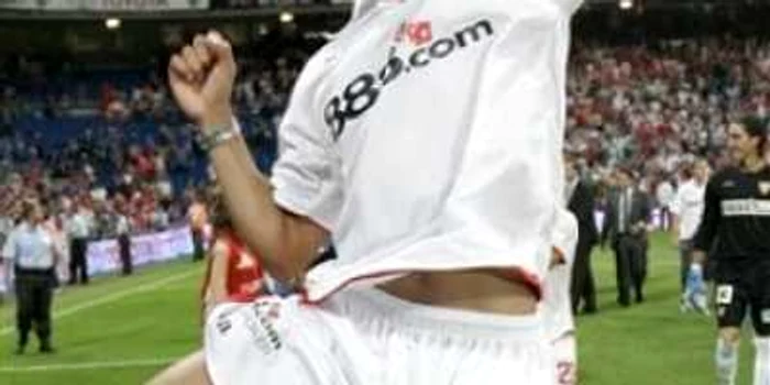 FOTBAL: Adriano va fi indisponibil timp de o lună