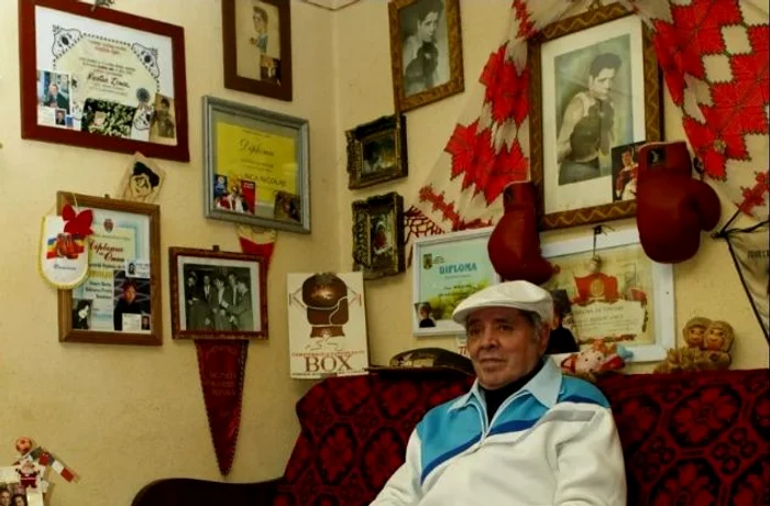 În casa sa de la Feisa FOTO Prosport