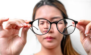5 teste de facut acasa iti arata cum stai cu vederea  Sursa foto shutterstock 1498650710 jpg