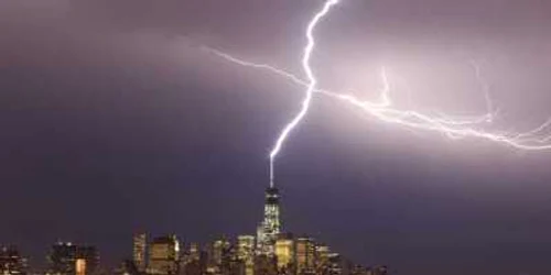 furtuna fulgere new york FOTO Photoland Corbis