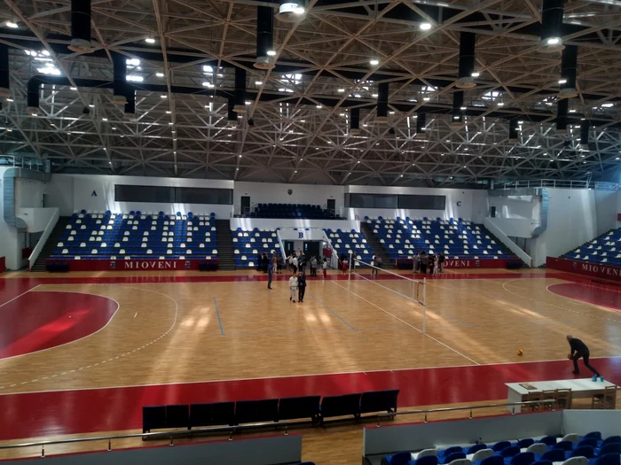 sala sporturilor mioveni deschidere 01