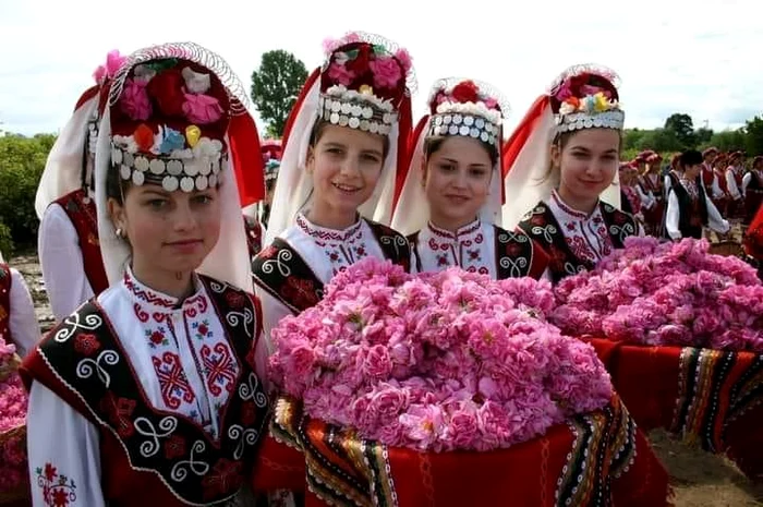 Festivalul Trandafirilor Bulgaria Sursa foto FB Mioara Nastase