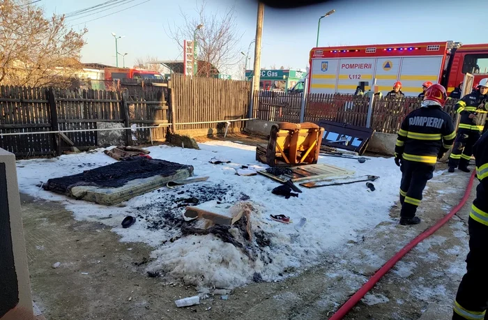 Explozie urmată de incendiu, Ulmi. FOTO ISU Dâmbovița