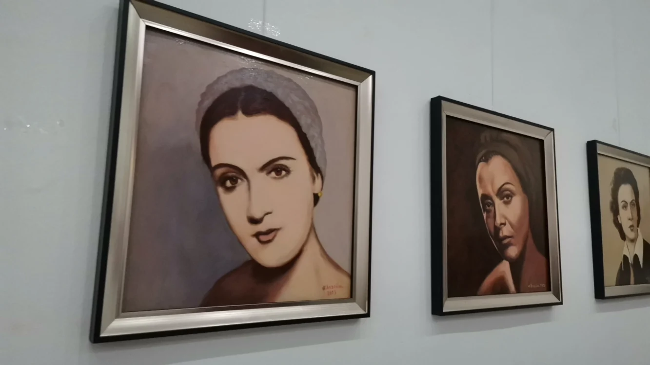„Chipuri” - Maria Tănase, portrete realizate de Mihai Dascălu FOTO: Alina Mitran