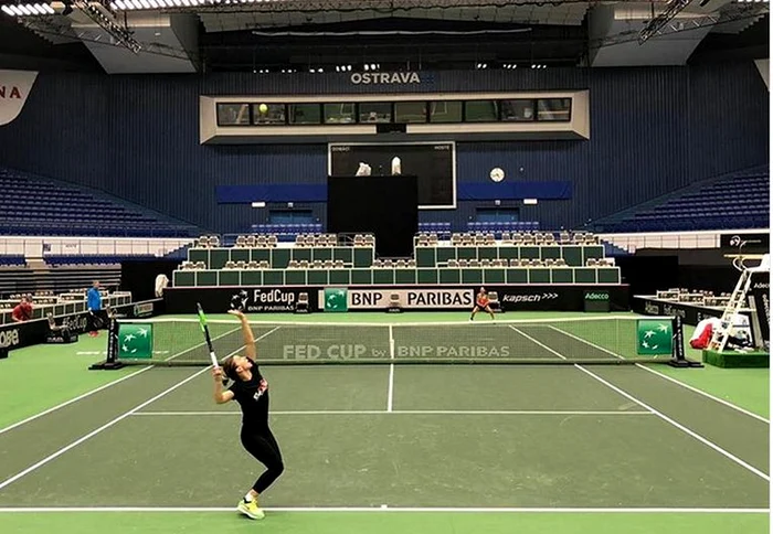 
    Simona Halep, la primul antrenament in OstravaFOTO: Instagram  