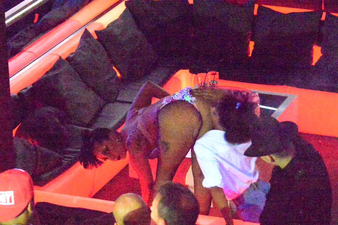 
    Lady Gaga nu are nicio inhibiţie pe scenăFoto: Hepta  