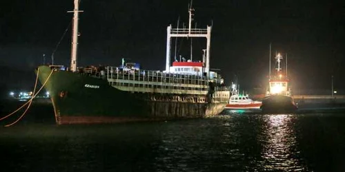 Ezadeen nava imigranti Italia FOTO AP