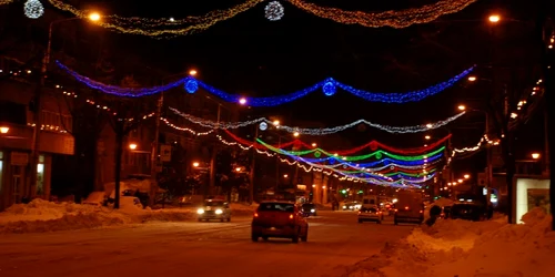 Luminițe de sărbători pe Calea Călărașilor Foto: ARHIVĂ