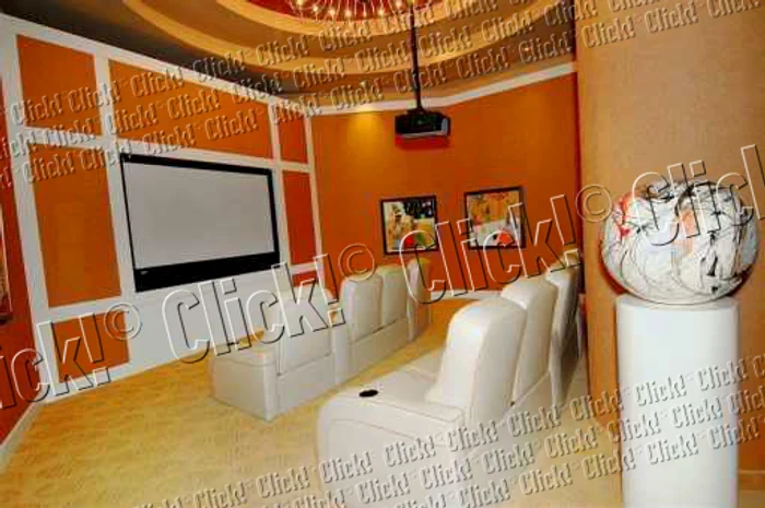 Iată unde locuieşte Cristi Borcea la Miami!