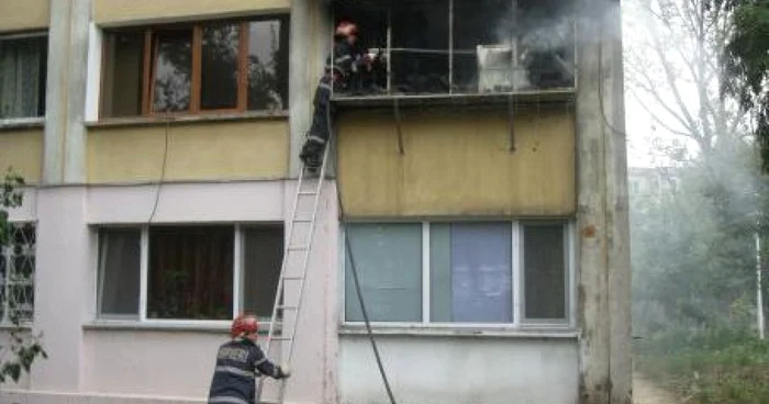 Flăcările au produs pagube de zeci de mii de lei