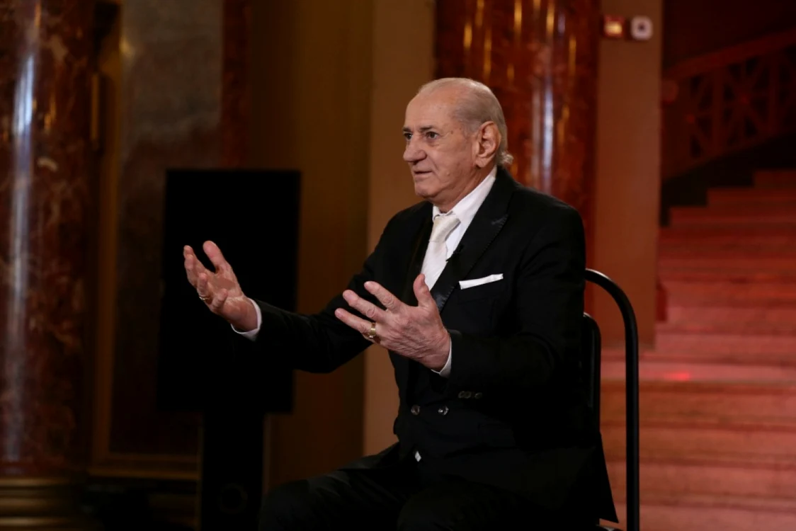 Concertele ce îi vor avea în prim plan pe Gheorghe Zamfir şi invitaţii săi beneficiază de participarea Orchestrei Metropolitane Bucureşti dirijate de Alexandru Ilie şi Daniel Jinga.