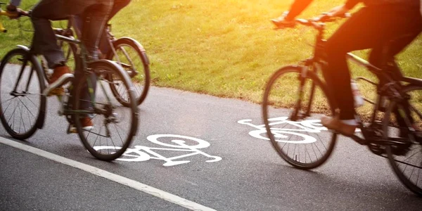 Piste Biciclete FOTO Facebook Nicușor Dan jpg