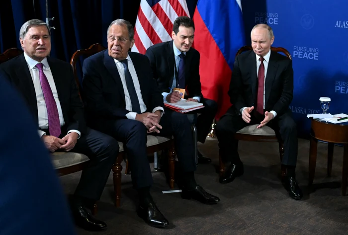 Iuri Ușakov, cel de lângă Putin, la întâlnirea cu Trump din Alaska FOTO:AFP