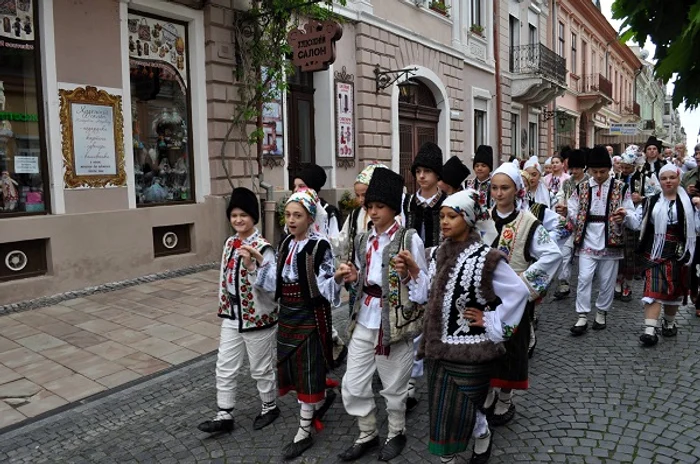 Români din Ucraina