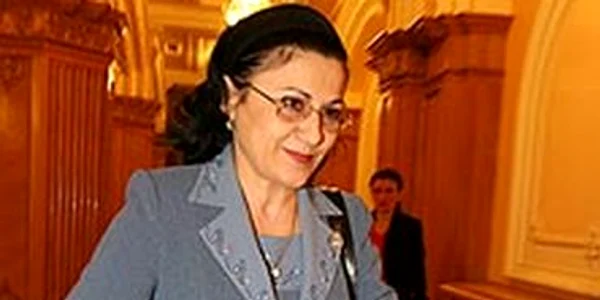 Sindicaliştii sunt împotriva adoptării pachetului de legi din educaţie cu asumarea răspunderii guvernului