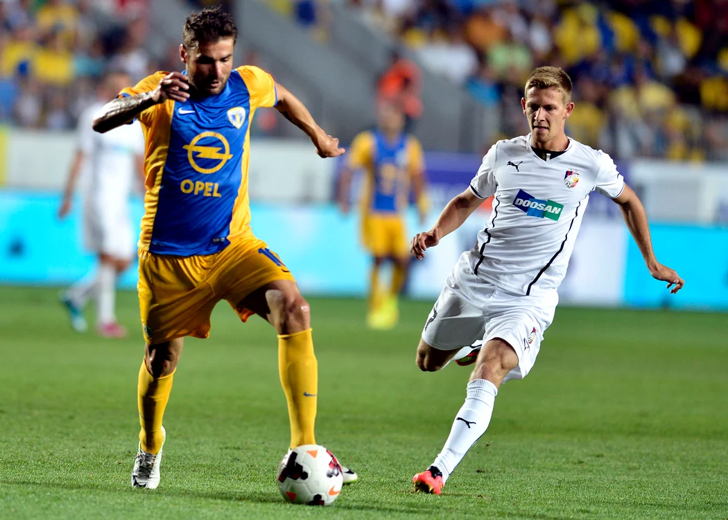 
    Adrian Mutu  