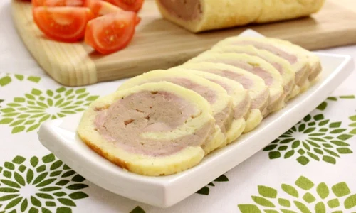rulada cu pui si branza jpeg