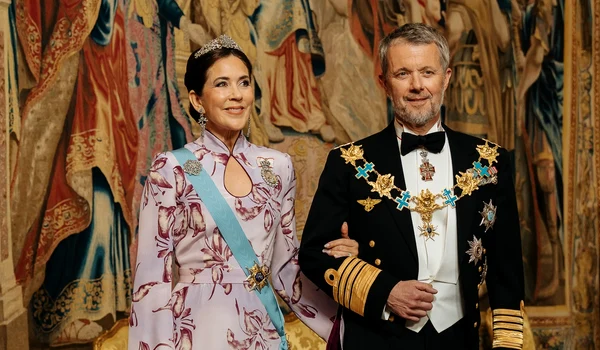 Regina Mary și Regele Frederik la aniversarea Regelui Carl Gustaf al Suediei   Casa Regală suedeză jpg