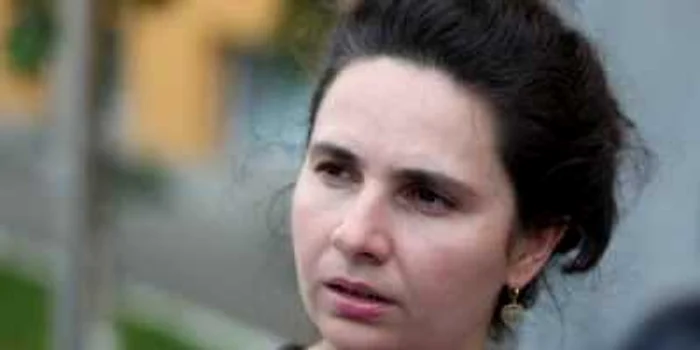 Timişoara: Studenta acuzată de crima de la Medicină a mai făcut o victimă, avocata ei a cedat şi s-a retras