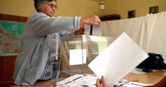350.000 de buletine de vot false au fost descoperite într-o tipografie din oraşul Kostinbrod