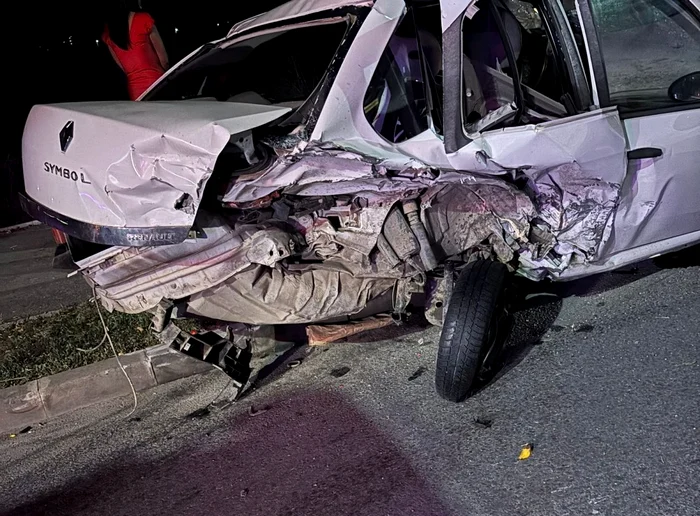 Impactul a fost extrem de violent. FOTO Dâmbovița News