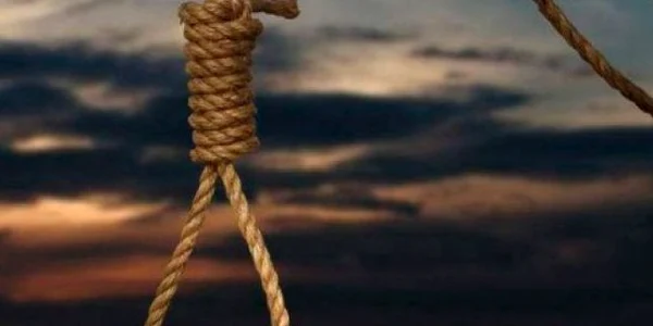 Bărbatul şi-a pus ştreangul de gât