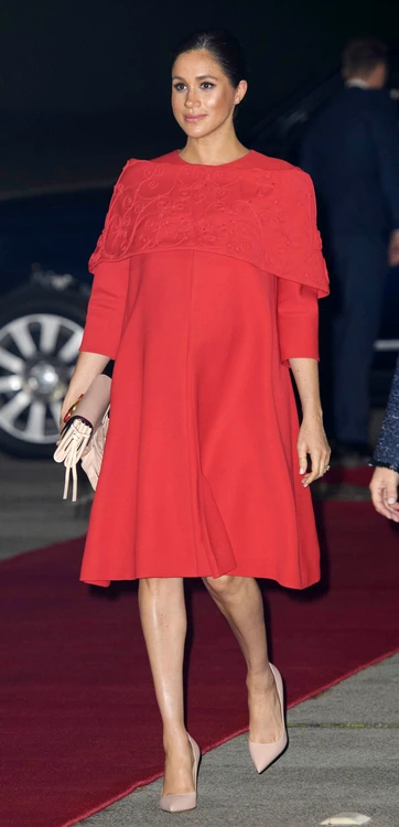 Meghan Markle, într-o rochie capă Valentino