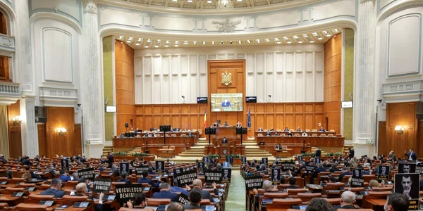 Sedinţă a Camerei Deputaţilor pentru dezbaterea moţiunii de cenzură împotriva ministrului sănătăţii Vlad Voiculescu 15 februarie 2021 FOTO Inquam Photos / Octav Ganea