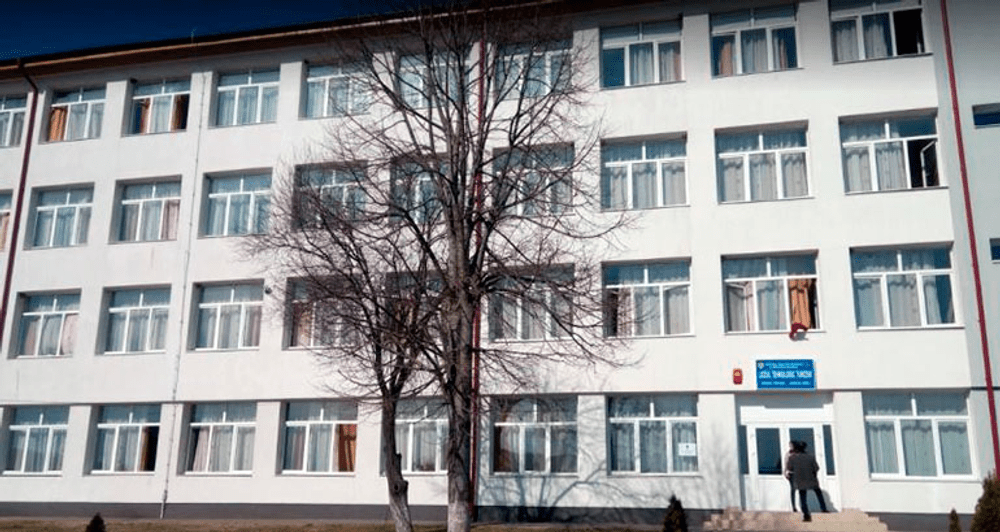 Profesor acuzat de agresiune sexuală asupra unei eleve în vârstă de 14 ani din Gorj