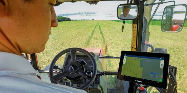 tractor trimble