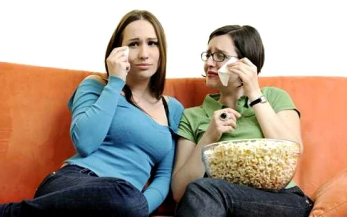 FOTO fashion-kid.net/ Împărtăşirea emoţiilor le ajută pe femei să relaţioneze mai bine între ele