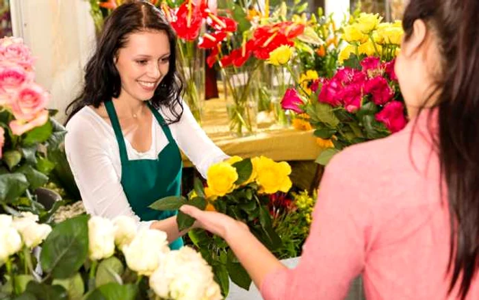 Florile se oferă ţinând cont de anumite reguli FOTO 123 RF