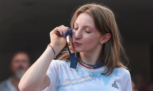 Gimnasta Ana Barbosu primeste medalia de bronz la Bucuresti, 16 august 2024 Inquam Photos George Calin (1) jpg