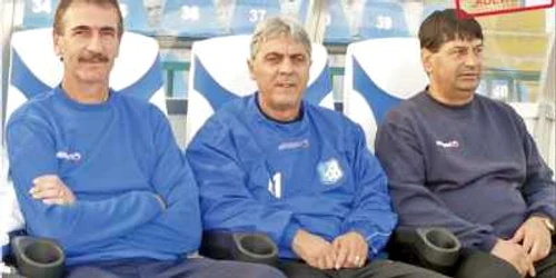 Lung (stânga), Cîrţu şi Irimescu vor începe treaba în primăvară la FC Taraz