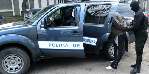 Suspecţii vor ajunge în faţa magistraţilor cu propunere de arestare preventivă