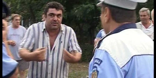 Oamenii nu i-au lăsat pe taximetrişti să staţioneze pe locul de parcare disputat 