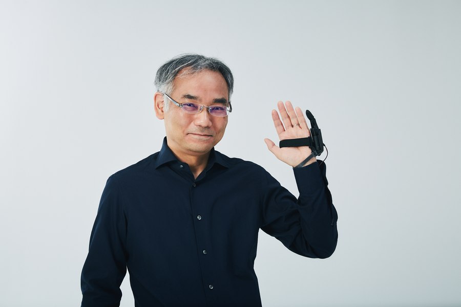 Ce schimbări s-ar produce în corp dacă am avea un al șaselea deget. Experimentul cercetătorilor din Tokyo