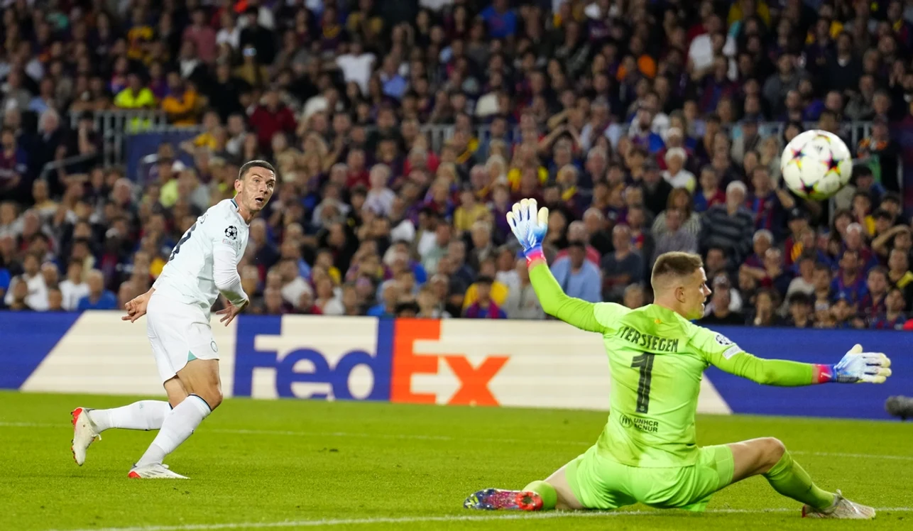 FC Barcelona-Inter, unul dintre cele mai așteptate meciuri ale serii (FOTO: EPA)