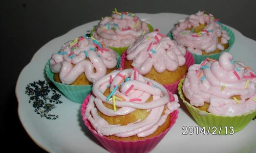 briose vesele cititori jpeg