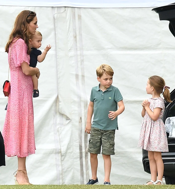 1 kate middleton si copiii profimedia 0457112728 jpg jpeg